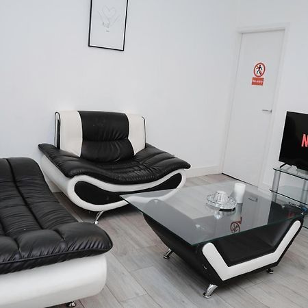 Cosy Ensuite Bedroom I 5Min Walk From Bramall Lane Stadium Sheffield Bagian luar foto