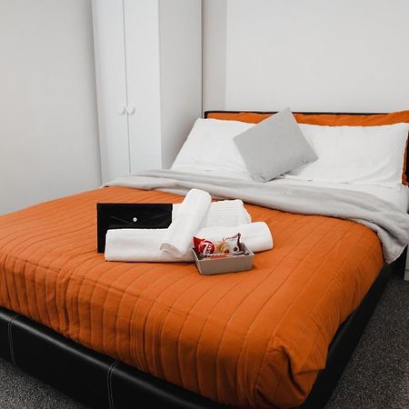 Cosy Ensuite Bedroom I 5Min Walk From Bramall Lane Stadium Sheffield Bagian luar foto