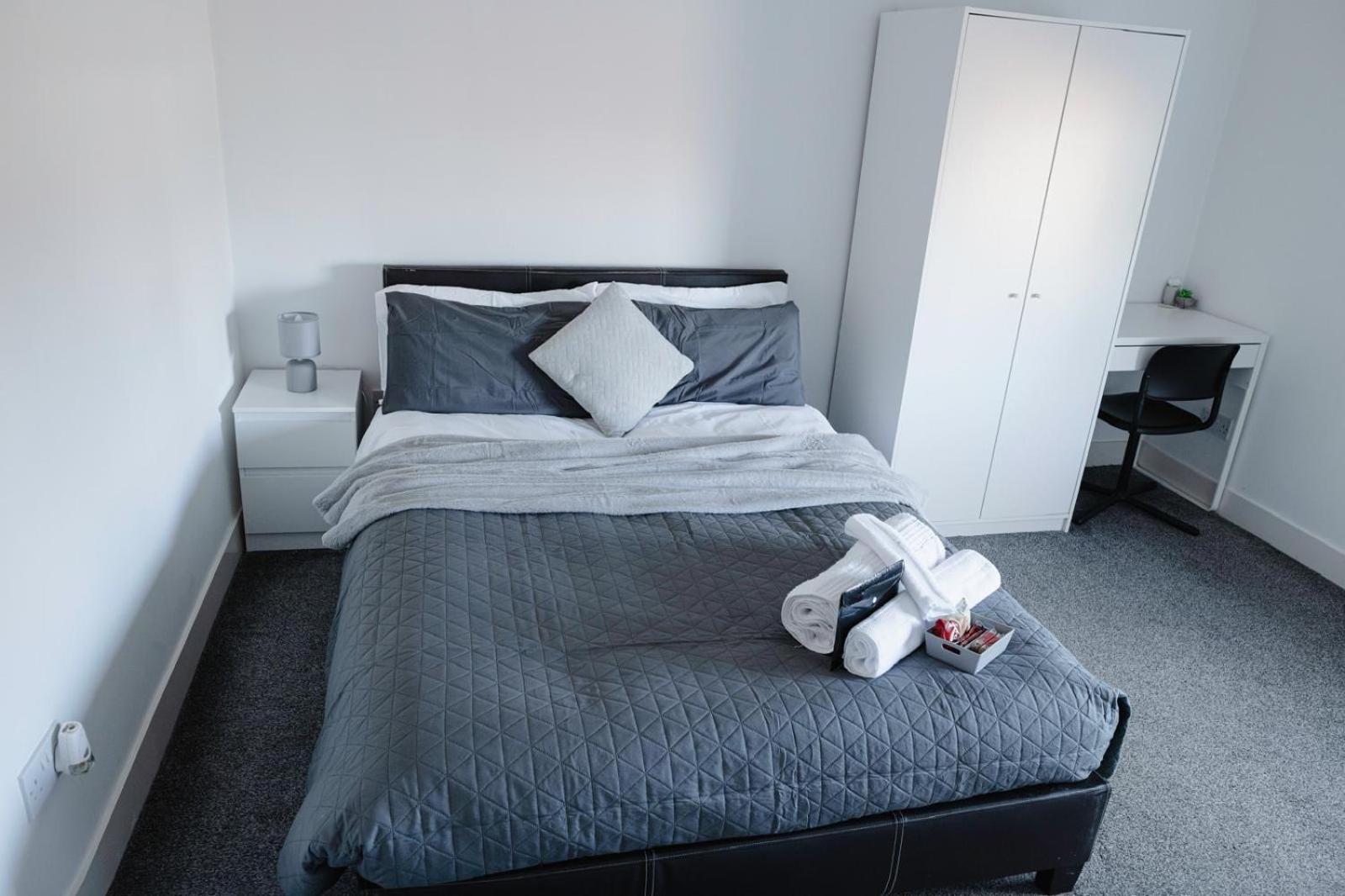 Cosy Ensuite Bedroom I 5Min Walk From Bramall Lane Stadium Sheffield Bagian luar foto