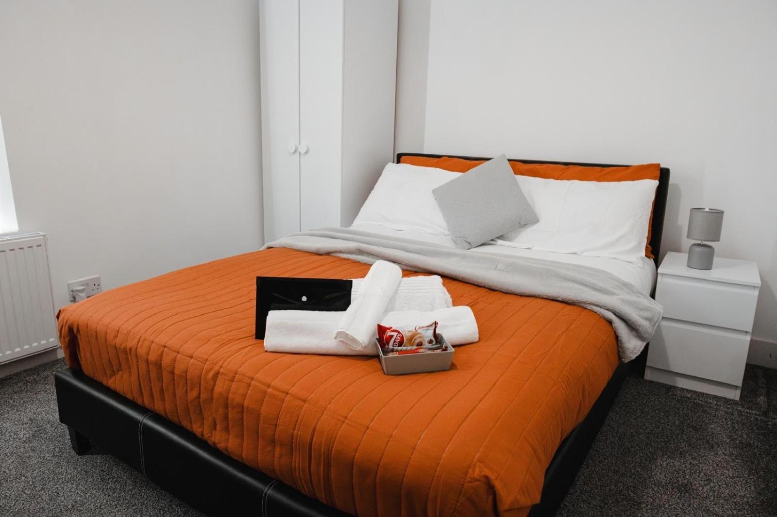Cosy Ensuite Bedroom I 5Min Walk From Bramall Lane Stadium Sheffield Bagian luar foto