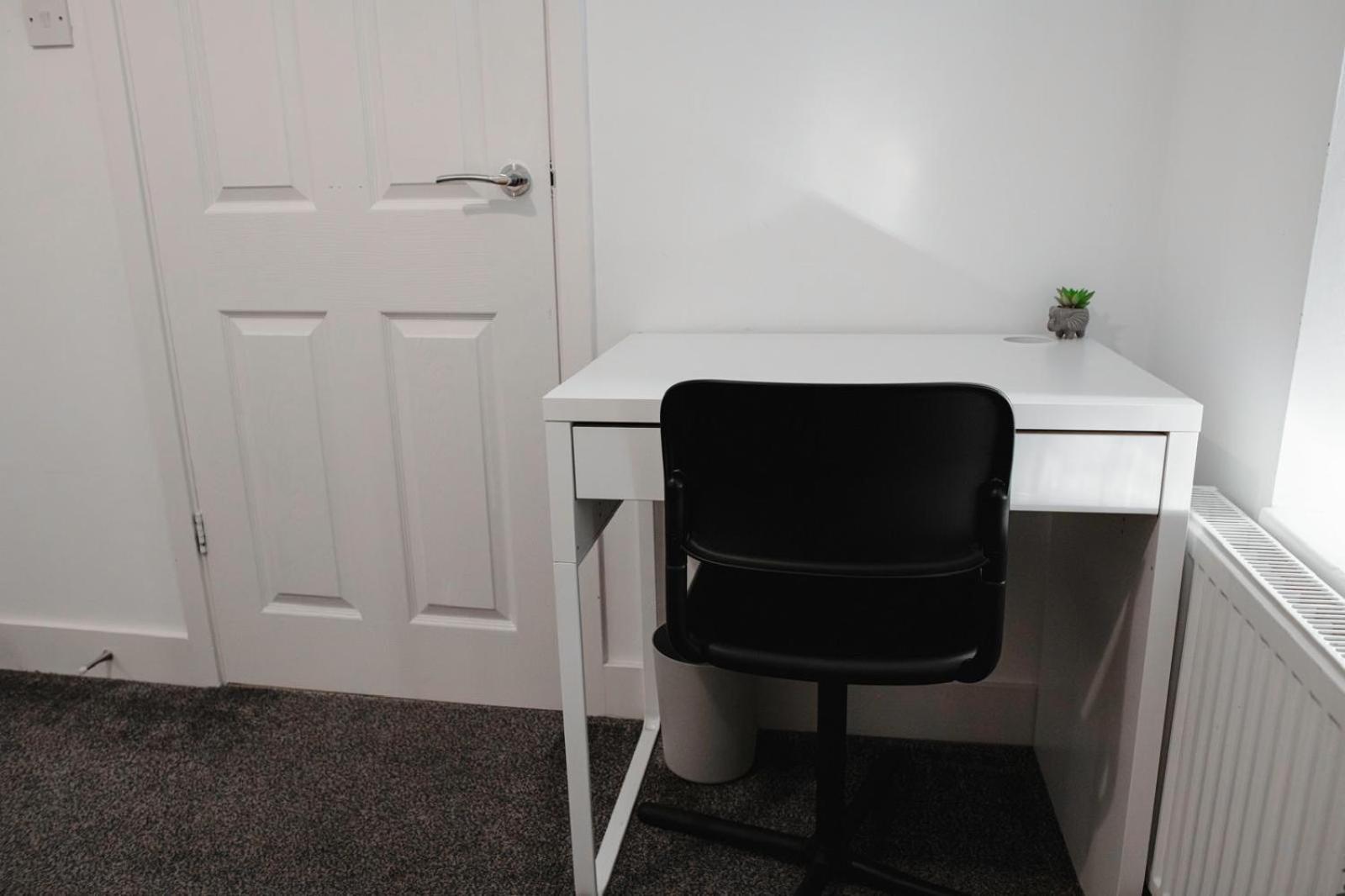 Cosy Ensuite Bedroom I 5Min Walk From Bramall Lane Stadium Sheffield Bagian luar foto